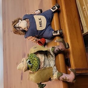 Shelf Sitters - Elmer Moo And Wyatt Burp - Russ Berrie - Collectibles